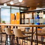 Holiday Inn Express Shanghai Pujiang By Ihg