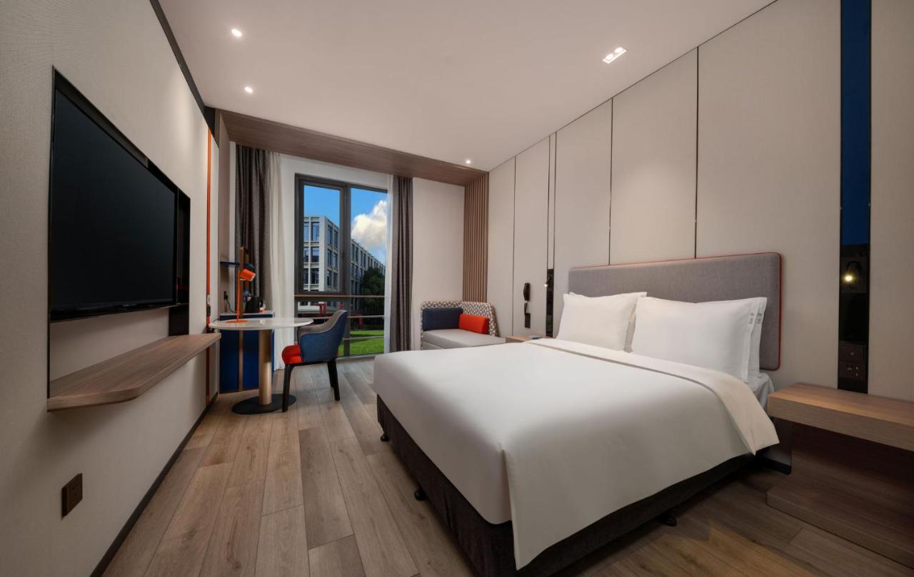 Express Pujiang By Ihg Hotel