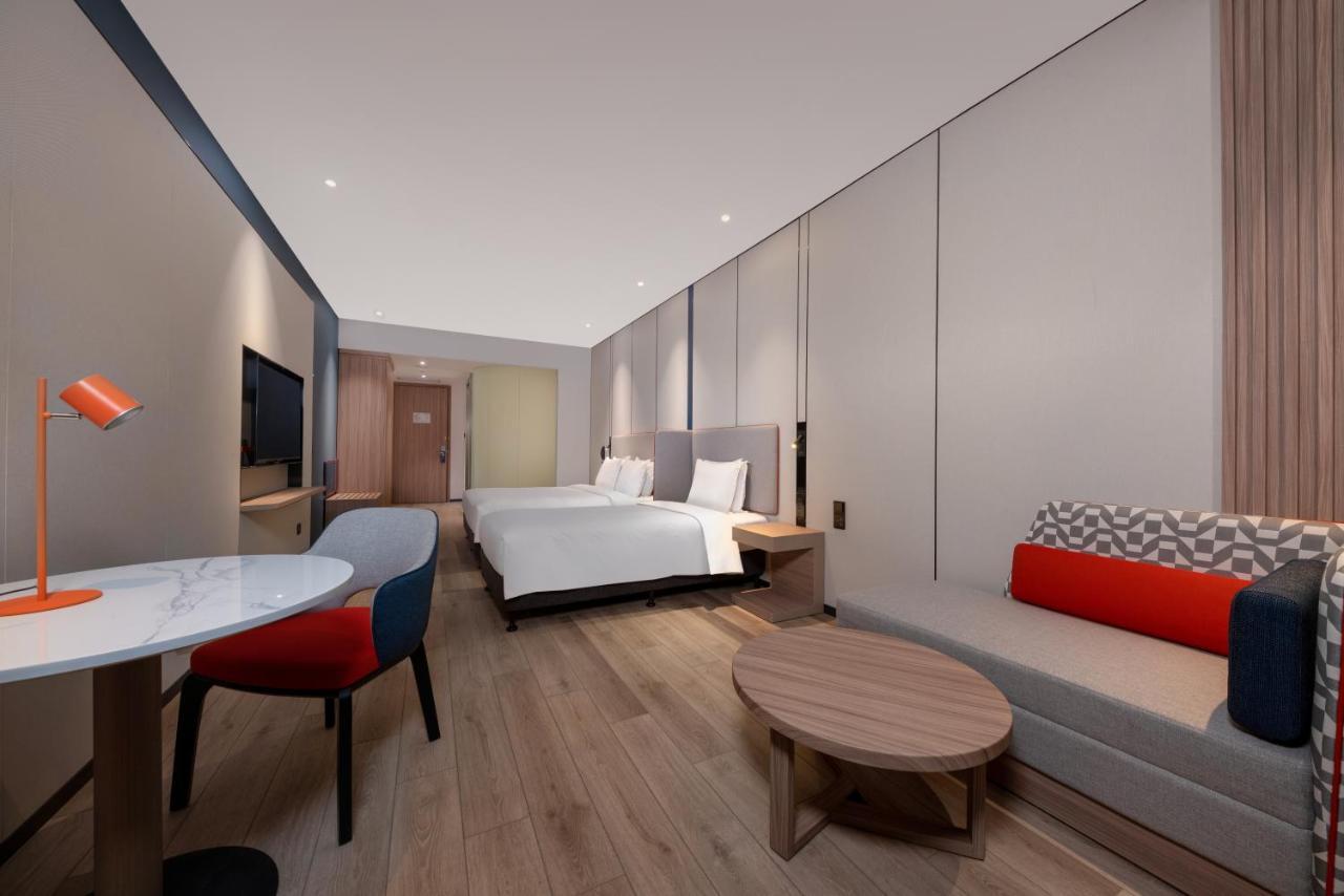 Hotel Express Pujiang By Ihg