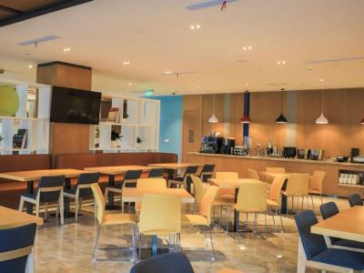 Express Pujiang By Ihg Hotel