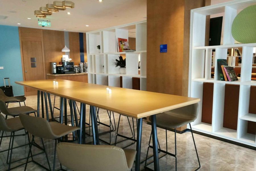 Express Pujiang By Ihg Hotel 4*
